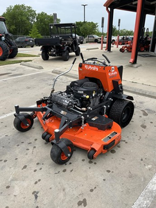 Tondeuse autoportée commerciale Kubota SZ26-61 2025, moteur Kawasaki EFI 26 CV, tondeuse hydrostatique à braquage zéro 61 pouces à vendre - Product Image 5