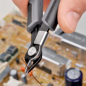 Ciseaux et cisailles électroniques Knipex Super Knips, finition polie, poignées multi-composants, acier spécial trempé à l'huile - Product Image 3
