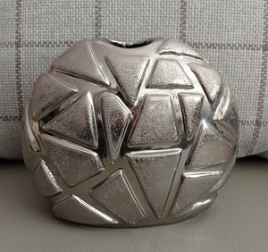 Nouveauté : Urnes à fleurs en aluminium, vase à fleurs, décoration d'intérieur, vase à fleurs en aluminium moulé - Product Image 1