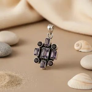 Colgante de Plata 925 Hecho a Mano con Amatista, Corte Esmeralda, Diamante, Oro Rosa, Joyería Religiosa con Piedras Preciosas para Mujer, Amuleto con Patrón Numérico - Product Image 1