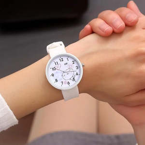 นาฬิกาควอทซ์ลายแมวน่ารักสำหรับทุกเพศมีสไตล์และน่ารัก - Product Image 2