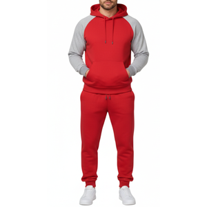 Chándal clásico rojo y gris claro para hombre |   Sudadera con capucha de manga raglán en contraste y pantalones rojos lisos a juego - Product Image 1