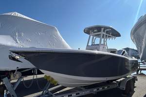 Precio de Descuento 2020 Tidewater 232 LXF Disponible para Envío a Todo el Mundo - Product Image 3