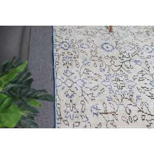 Alfombra de 3.6x5.1 pies, Alfombra Turca Vintage, Alfombra con Estampado Animal Azul y Blanco - Product Image 3