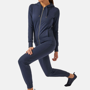 Conjunto deportivo informal de dos piezas para mujer, corte holgado, tejido suave y cómodo para uso diario y moda urbana. - Product Image 1