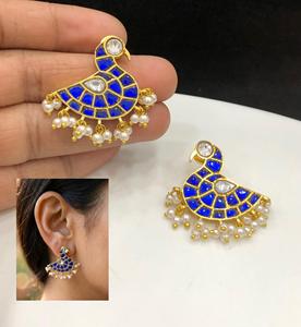 ต่างหูแบบติดหูดีไซน์สวยคุณภาพดี ชุบทอง ประดับมอสซาไนต์ สำหรับผู้หญิงในโอกาสงานแต่งงาน - Product Image 1