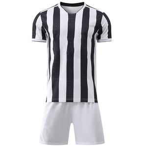 Tissu pour vêtements de sport, uniforme de football personnalisé, tendance et de bonne qualité avec logo - Product Image 1