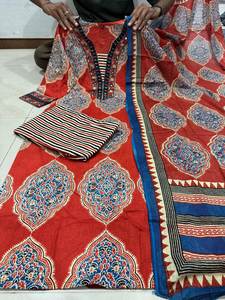 ชุดสัลวาร์ คามีซ ดีไซน์เนอร์ ซัมเมอร์ ดามากะ แบบดั้งเดิม แห้งเร็ว งานปักประณีต พร้อมกระเป๋าข้างสำหรับผู้หญิง สวมใส่ได้ทั้งในออฟฟิศและโอกาสอื่นๆ - Product Image 6