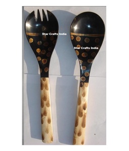 Ensemble de cuillères à salade en corne de qualité supérieure au design unique, fait à la main, pour les fêtes et les traiteurs, design moderne - Product Image 1