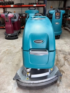 Fregadora de Pisos de Doble Disco con Operador a Pie 545 Horas + ENVÍO GRATUITO - Product Image 5