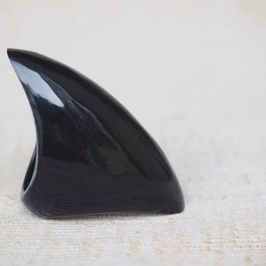 Bague en corne de buffle polie, bijoux pour fête, mariage, anniversaire, vente chaude, couleur corne naturelle - Product Image 1