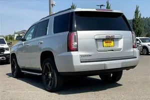 2016 GMC Yukon SLT - Product Image 3