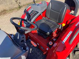Tractor compacto Massey Ferguson 2025 E 1755 - Product Image 6