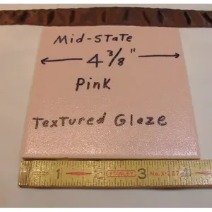 Mid-State Co. 4-3/8 \\ "กระเบื้องเซรามิกสีชมพูผลึกกระเบื้องเคลือบมันด้านในเน้นกระเบื้องสำหรับบั้งไฟสี่เหลี่ยมตามโอกาส - Product Image 1