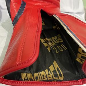 Nouveaux gants de boxe en cuir rouge et bleu, gants de boxe d'entraînement personnalisés et gants de boxe en cuir de poinçonnage pour Boxeo - Product Image 6