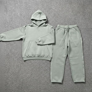 Conjunto Deportivo Unisex Personalizado de Fábrica con Pantalones y Chaqueta con Capucha Estampados con Efecto Ácido - Product Image 2