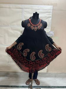 ชุดเดรสยาวผ้าเรยอนลายบาติกสไตล์ลำลองสำหรับฤดูร้อน - Product Image 2