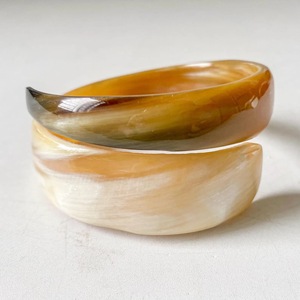 Bracelets en corne de buffle naturelle, fabrication artisanale de bijoux en corne de buffle - Product Image 3