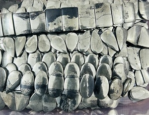 Pyrite dorée naturelle de qualité supérieure AAA, paire de cabochons, pierre précieuse en vrac, taille personnalisée, Trimurti Gems, certifiée par un tiers, haut de gamme - Product Image 2