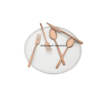 Ensemble de couverts en acier inoxydable plaqué cuivre avec poignée carrée pour ensembles de couverts de table pour la maison et le mariage - Product Image 4