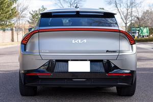 OFERTA PERFECTA: K-i-a E-V--6 GT-Line AWD 2022, TRANSMISIÓN AUTOMÁTICA, ASIENTOS DE CUERO - Product Image 6