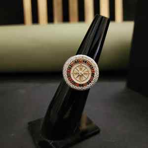 Anillo de Compromiso Unisex de Moissanita de Diseño Moderno con Baño de Oro de 18K, Joyería de Moda - Product Image 5