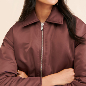 Chaquetas Bomber Personalizadas de Alta Calidad con Cierre para Mujer, Chaquetas Transpirables con Memoria, Ropa de Moda a Precio Económico, Chaquetas OEM - Product Image 4