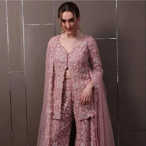 Conjunto de Fiesta de Diseño Elegante en Georgette Sintética con Hilos, Lentejuelas y Remaches, Top y Pantalones Palazzo con Dupatta de Encaje de Red con Borde de Mariposa - Product Image 1