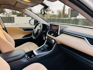 TOYOTA RAV4 ปี 2022 มือหนึ่ง/มือสอง เกียร์ออโต้ เบาะหนัง หลังคาพาโนรามา ไฟหน้า LED ขาย - Product Image 6