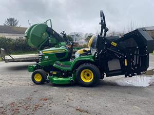 Meilleur prix pour les tracteurs de tondeuse à gazon John Deer X950R Nettoyer la tondeuse de jardin 4x4 avec engrenage et roulement de moteur de qualité à vendre - Product Image 4