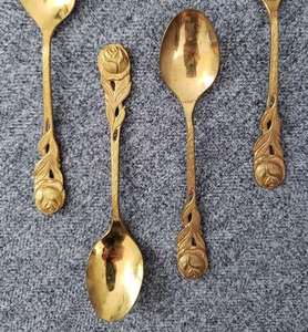 Recipientes de Almacenamiento de Cocina de Acero Inoxidable y Latón con Asas de Flores, Utensilios Dorados con Bolsa de Cordón, Regalo Premium para Cocina - Product Image 4