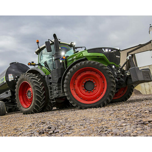 Tracteur de culture en rangée complet avec tringlerie avant, télécommandes arrière et borne de commande à écran tactile - Product Image 4