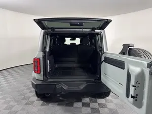 ฟอร์ด บรอนโก รุ่นออเตอร์แบงค์ส ปี 2023 - Product Image 3