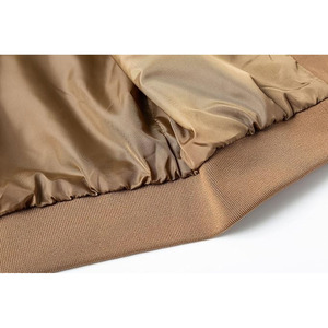 Sweat à capuche tissé élégant pour femmes avec col roulé de coupe moderne Veste d'hiver de qualité supérieure respirante et durable - Product Image 4