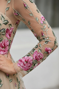 Dentelle florale réaliste en forme de vigne, broderie de roses roses, en tissu de mousseline léger, pour vêtements de mariage - Product Image 4