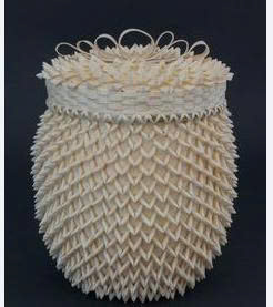Couvercle de boîte-cadeau tressé en bambou de haute qualité fait à la main avec des feuilles de palmier pour les mariages et les occasions spéciales - Product Image 5