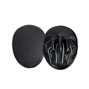 แผ่นซ้อมมวย MMA คุณภาพสูง วัสดุ PVC ดีไซน์โค้ง สำหรับฝึกซ้อมศิลปะการต่อสู้และเตะ - Product Image 1