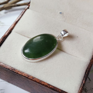 Pendentif en argent sterling 925 avec cabochon ovale en jade néphrite, vente en gros 2025 - Product Image 6
