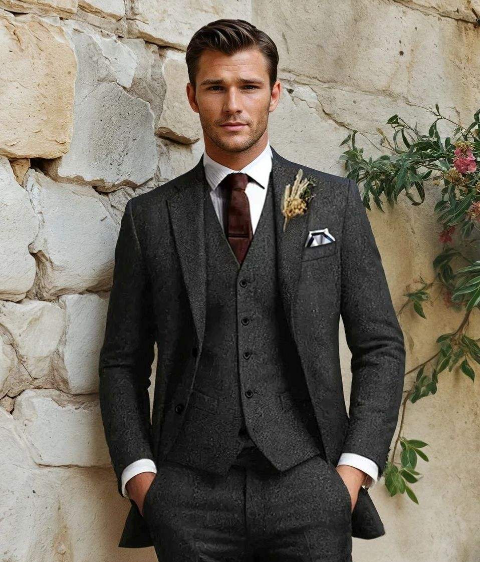 สีเทาเข้ม