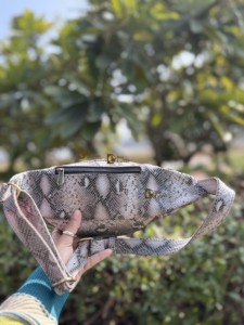 Cinturón de Cuero Auténtico con Estampado de Serpiente, Diseño Occidental, con Bolsillo en la Cintura, Bolso de Viaje Moderno, Tipo Pitón, Fácil de Llevar, Cinturón para Dinero, Multiusos - Product Image 2