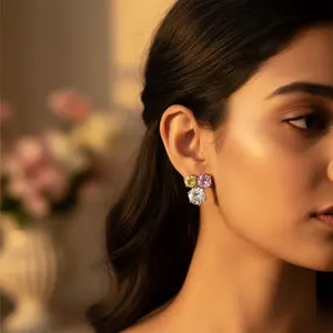 Pendientes de Titanio con Piedras Preciosas Rosas, Amarillas y Blancas (Baño de Oro) - Product Image 2