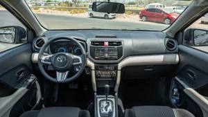 Coche de gasolina TOYOTA RUSH SUV, vehículo de segunda mano a la venta, listo para la exportación - Product Image 3