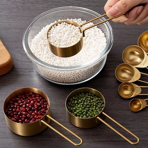 Juego de 8 cucharas medidoras de latón elegantes con asas elegantes de forma redonda de calidad premium perfectas para cocinar con estilo para hornear - Product Image 3