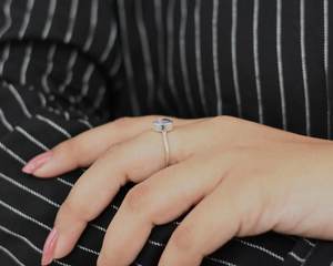 แหวนอเมทิสต์925เงินสเตอร์ลิงขอบรูปไข่6x8มม. ทำด้วยมือเครื่องประดับอัญมณีสีม่วงของขวัญแหวนสำหรับผู้หญิงที่สวยงาม - Product Image 2