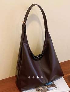 Sac fourre-tout Aurielle en cuir pleine fleur - Product Image 3