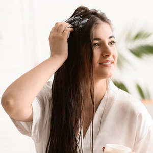 ครีมบำรุงและจัดแต่งทรงผมอเนกประสงค์พร้อมใช้ - Product Image 1