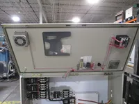 Condensador AA4G100B4AF Auto Bank 100 KVAR 4803Ph 60Hz 1 Enclosure PLC