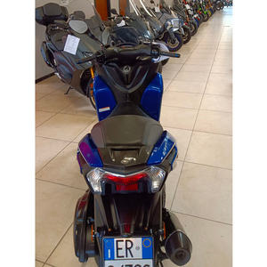 Motocyclettes de course TRICITY 155, produit haute performance - Product Image 3