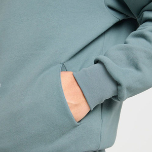 เสื้อฮู้ดดี้ทรงหลวมแบบเรียบหรู ไม่มีเชือก ผ้าเฟรนช์เทอร์รี่ 100% ผ้าฝ้าย ทรงโอเวอร์ไซส์ หนานุ่ม ไหล่ตก สำหรับผู้ชาย - Product Image 6