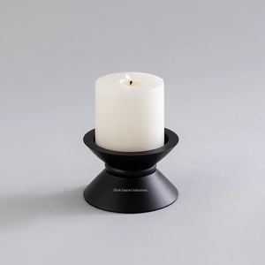 เชิงเทียนโลหะทรงกลมเคลือบสีดำสำหรับตกแต่งบ้านและคริสต์มาส - Product Image 6
